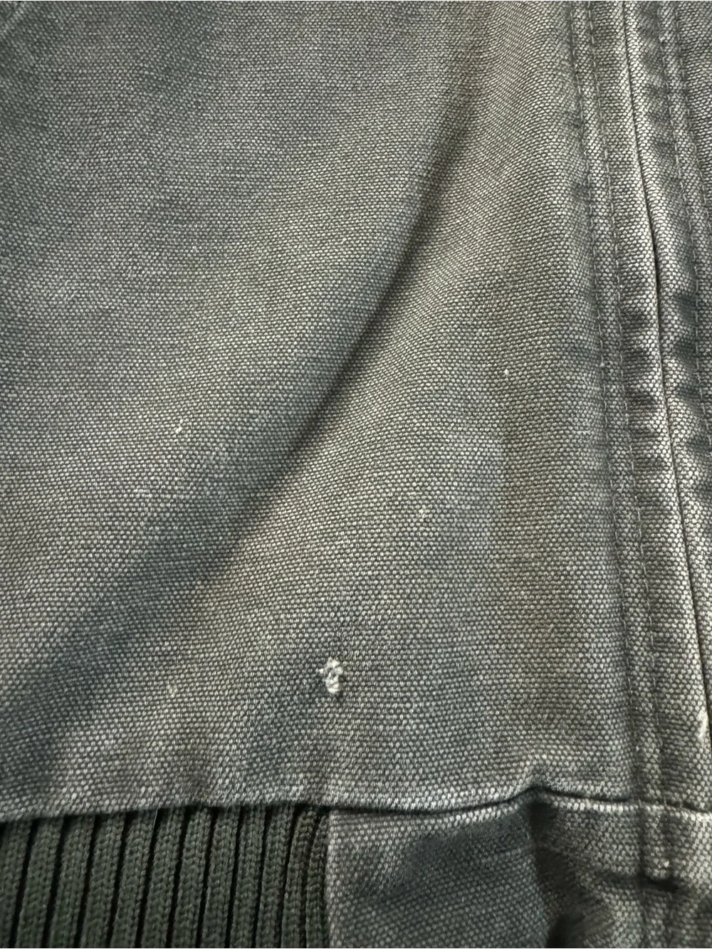 Carhartt Men's Hooded Work Jacket in Dark Green with Brown Patch - Picture 3 of 5